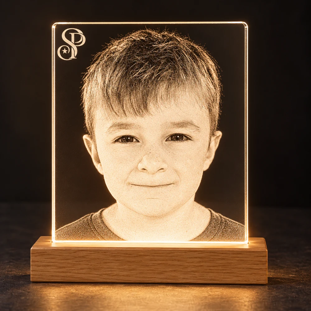 Beleuchtetes Acrylportrait mit StarPix-Portfoliomotiv